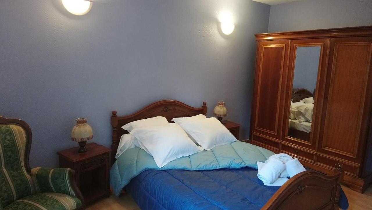 Hotel Le Passage De Vallon Bagian luar foto